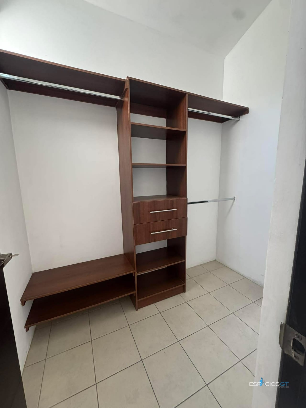 Casa en Hacienda Las Viñas 4|D para estrenar km 16.5 CAES — Casa en Alquiler en km 16-20, Carretera a El Salvador, Guatemala, Ciudad — foto 10 de 11