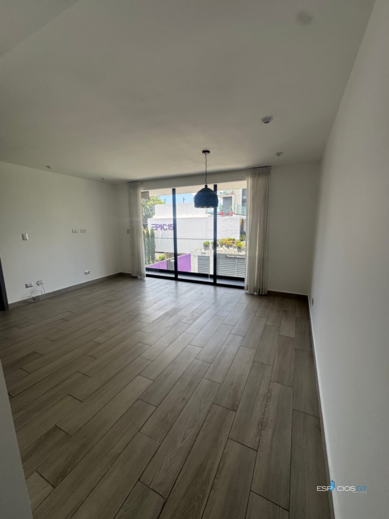 Apartamento en renta – Edificio Epic, Zona 15 | 1 dormitorio | — Apartamento en Alquiler en Epic15, Zona 15, Guatemala, Ciudad — foto 3 de 12