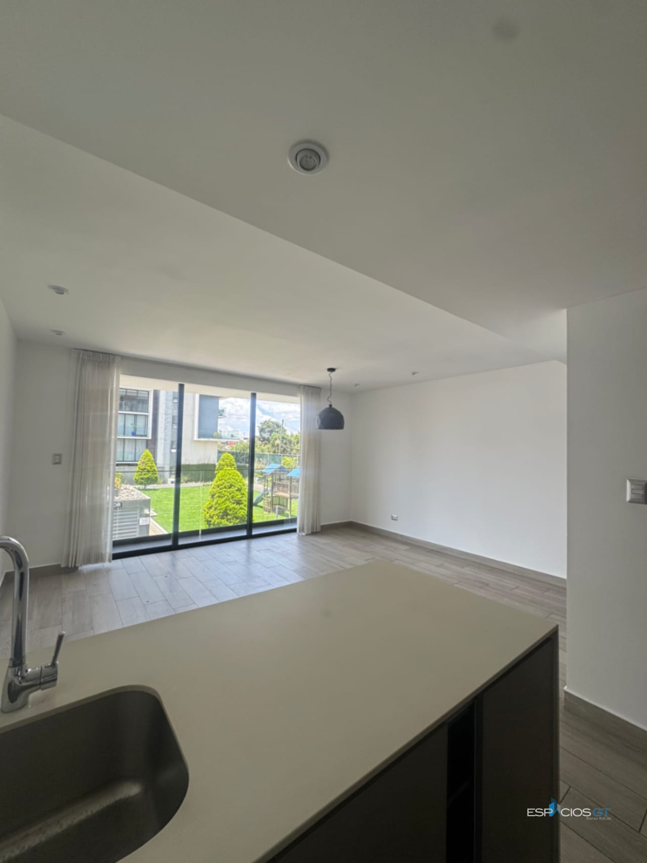 Apartamento en renta – Edificio Epic, Zona 15 | 1 dormitorio | — Apartamento en Alquiler en Epic15, Zona 15, Guatemala, Ciudad — foto 6 de 12