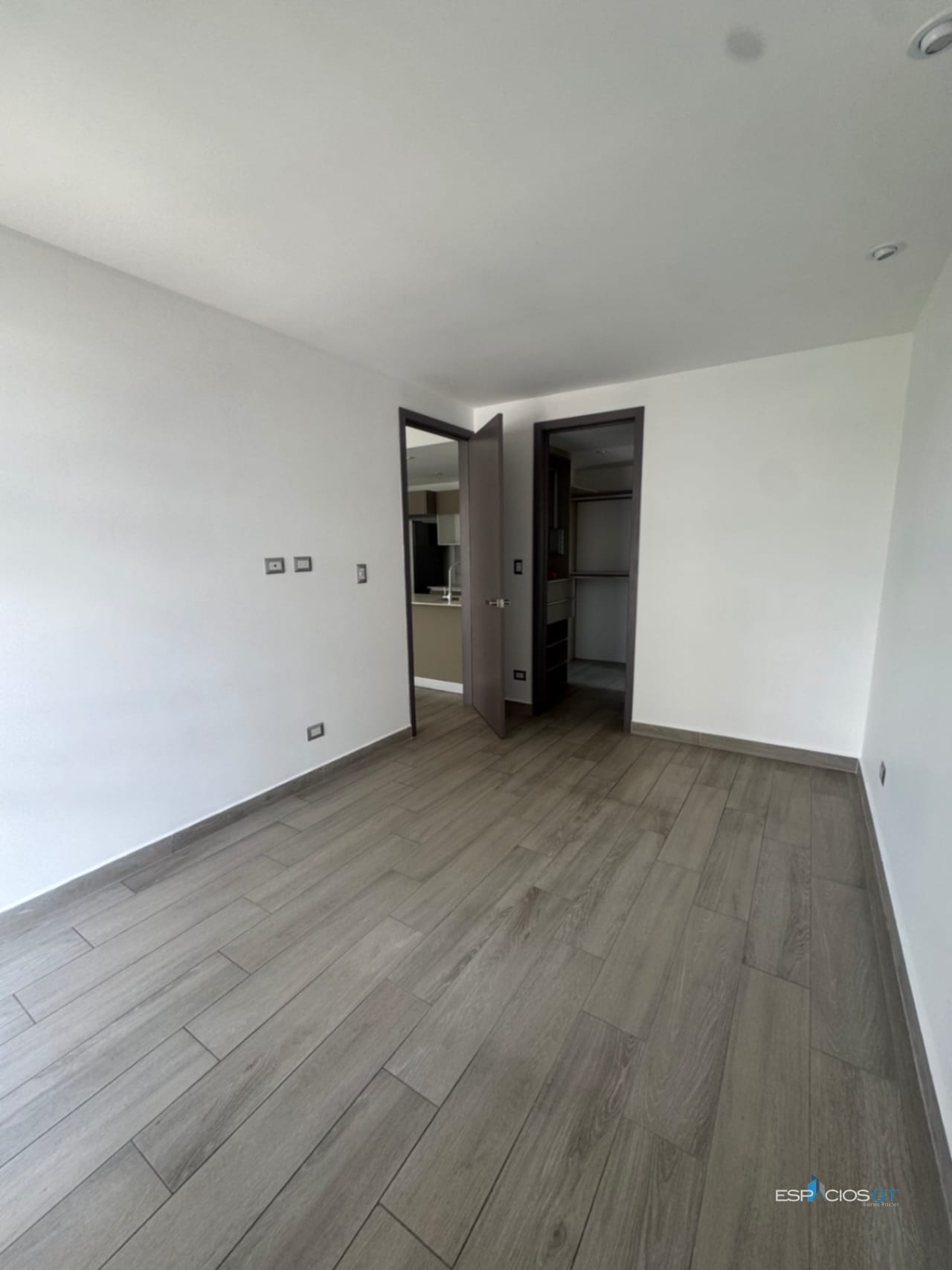 Apartamento en renta – Edificio Epic, Zona 15 | 1 dormitorio | — Apartamento en Alquiler en Epic15, Zona 15, Guatemala, Ciudad — foto 11 de 12