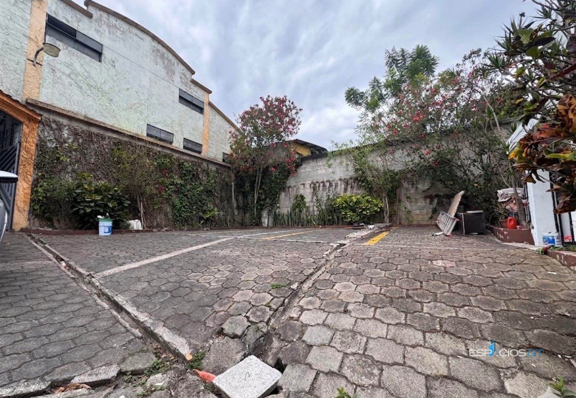 Oficinas amplias en zona 16 con bodega — Bodega / Ofibodega en Alquiler en Santa Amelia, Zona 16, Guatemala, Ciudad — foto 6 de 7