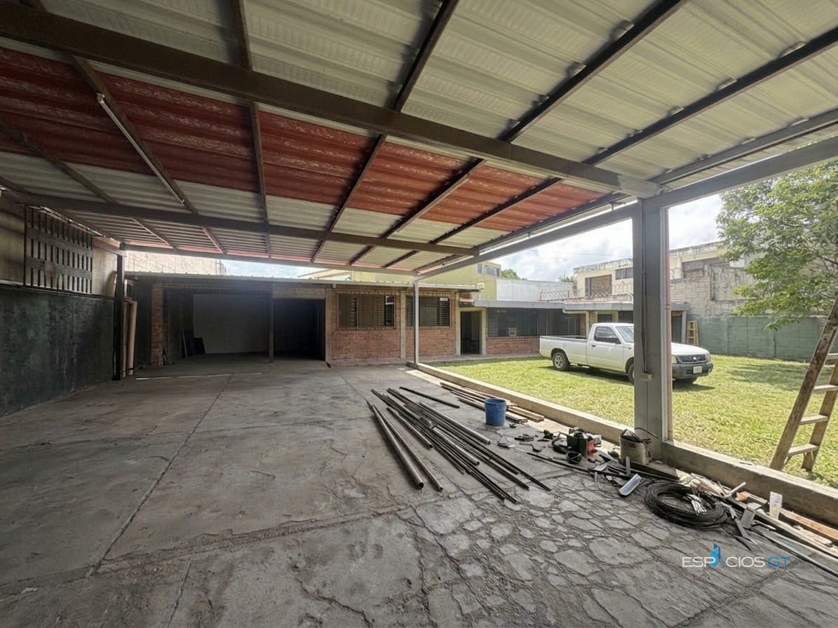 Casa para Oficinas – Puerta Cerrada, Sector B4, San Cristóbal — Casa en Alquiler en Zona 8 Mixco, Guatemala, Ciudad — foto 4 de 7