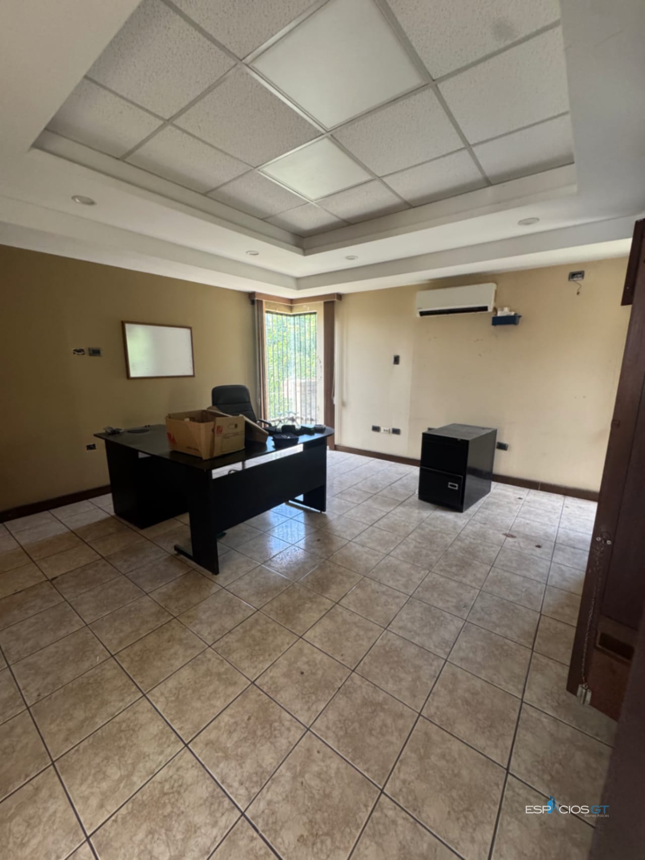Casa para Oficinas – Puerta Cerrada, Sector B4, San Cristóbal — Casa en Alquiler en Zona 8 Mixco, Guatemala, Ciudad — foto 7 de 7