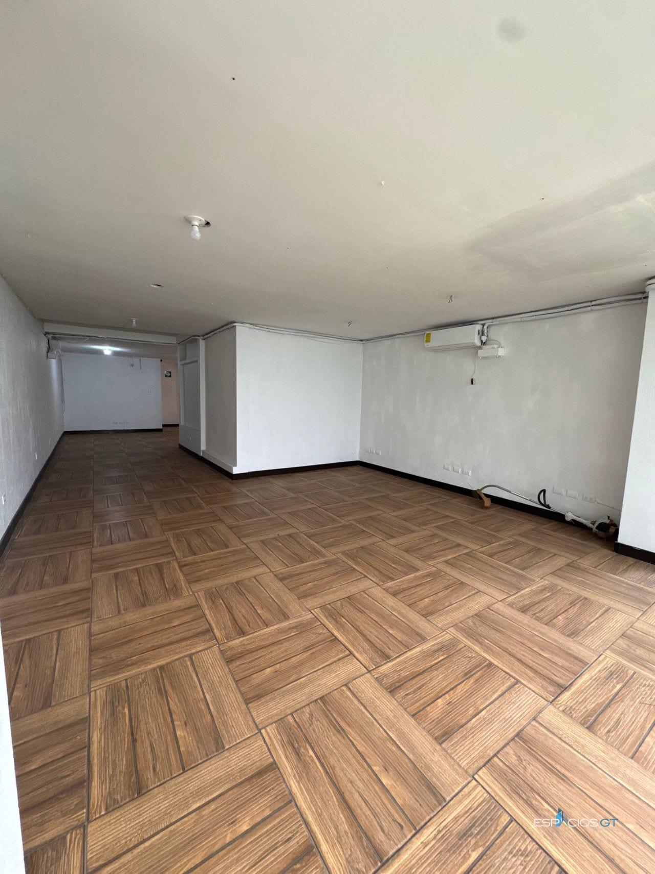Casa para oficinas, Showroom, restaurante, Deli, zona 14: 800 m², — Casa en Alquiler en Zona 14, Guatemala, Ciudad — foto 8 de 16