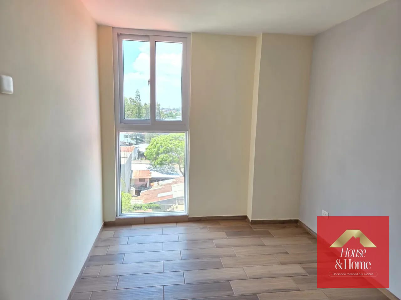 apartamento en venta zona 2 de Mixco-cerca de la Calzada Roosevelt — Apartamento en Venta en Torre Zentia, Zona 2 Mixco, Guatemala, Ciudad — foto 3 de 11