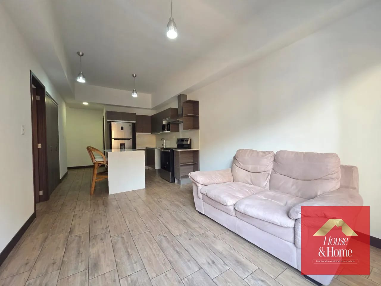 Apartamento amueblado en venta zona 10 (copia) — Apartamento en Venta en Casalini Diagonal 6, Zona 10, Guatemala, Ciudad — foto 7 de 17