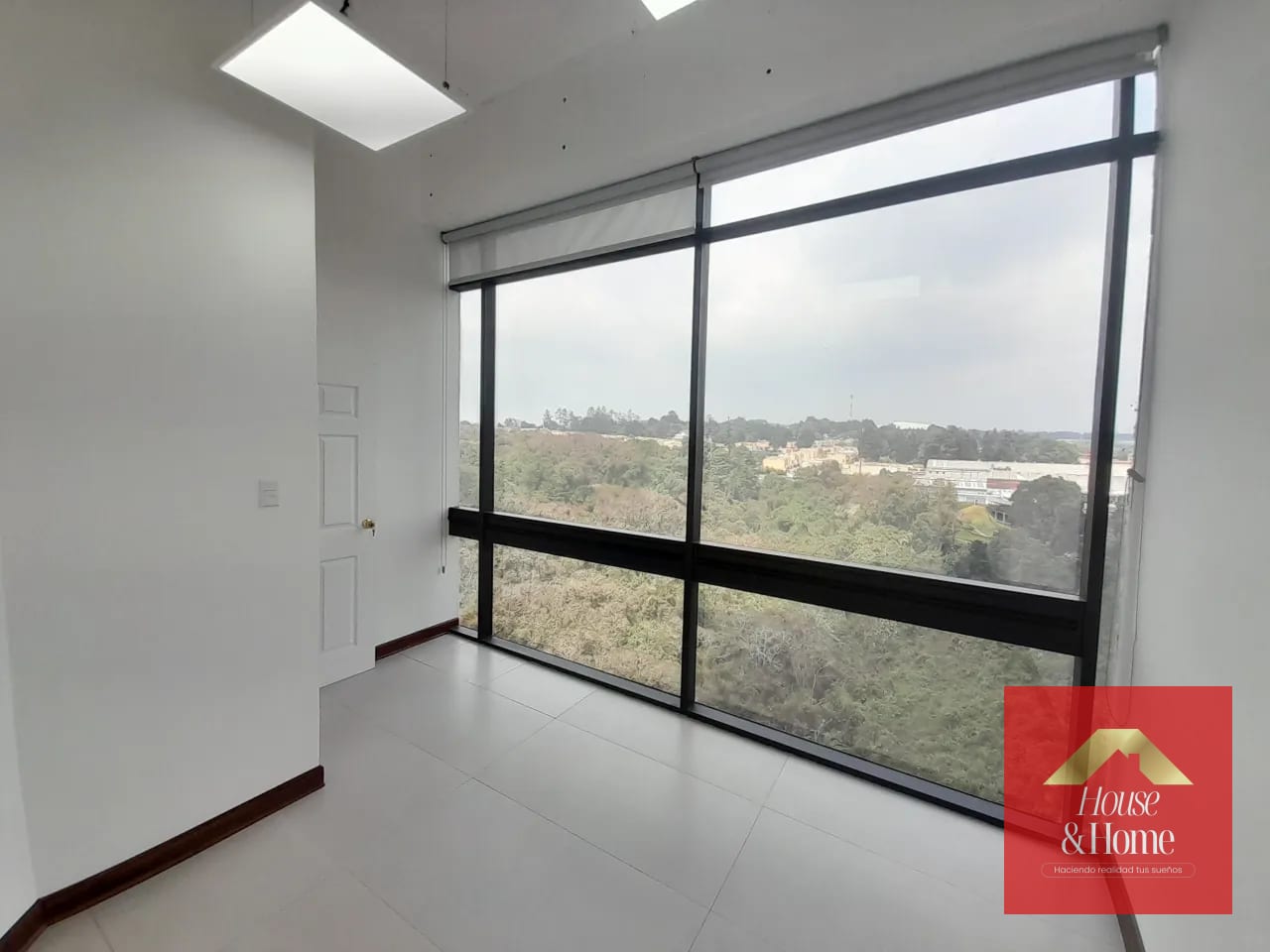 Venta de oficina en Carretera a El Salvador — Clínica en Venta en km 21-25, Carretera a El Salvador, Guatemala, Ciudad — foto 5 de 11