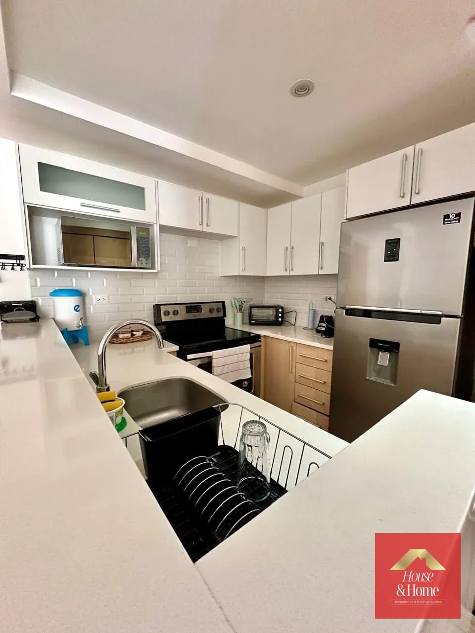 Renta de apartamento en zona 10 — Apartamento en Alquiler en Zona 10, Guatemala, Ciudad — foto 4 de 14