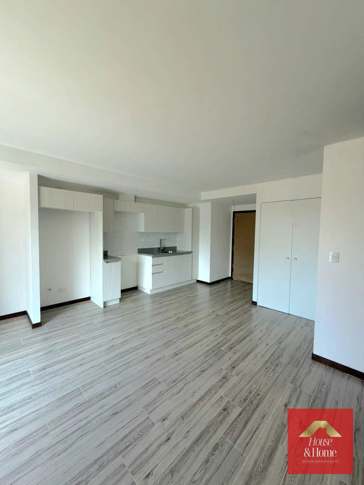 APARTAMENTO EN VENTA ZONA 10 - EDIFICIO NEO 2 - Image 4