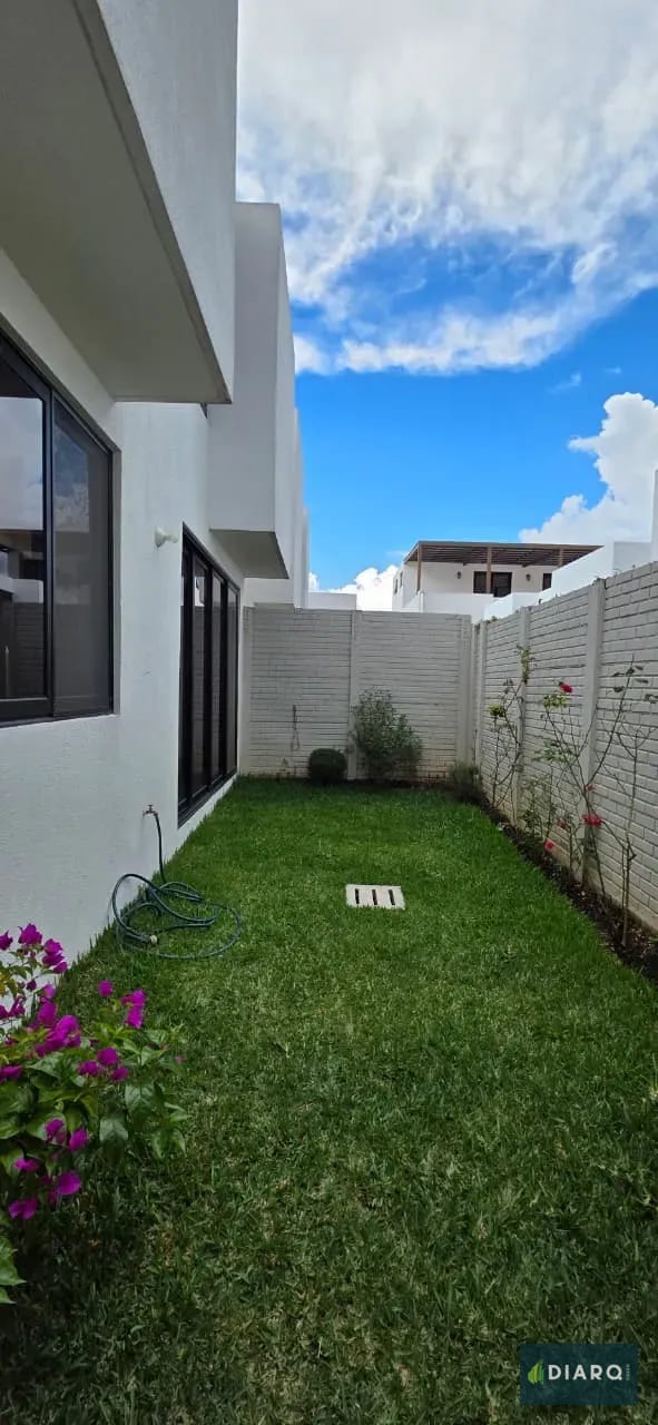 Casa amplia en venta en zona 16, en condominio — Casa en Venta en Zona 16, Guatemala, Ciudad — foto 2 de 17