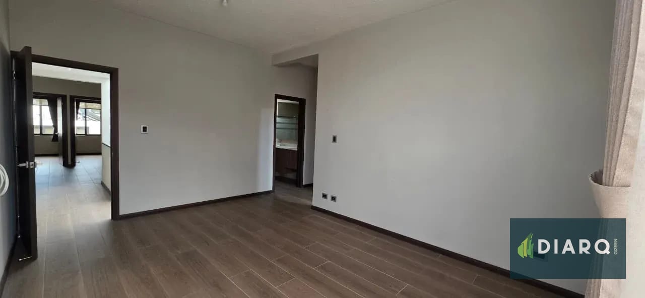 Casa amplia en venta en zona 16, en condominio — Casa en Venta en Zona 16, Guatemala, Ciudad — foto 11 de 17