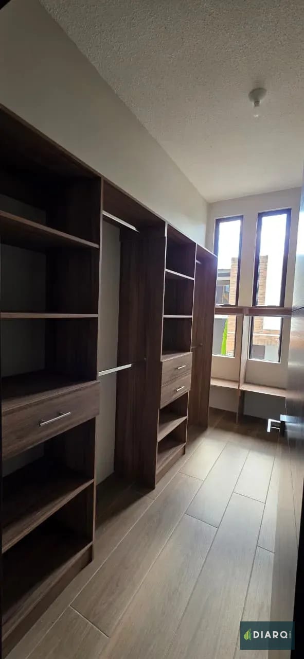 Casa amplia en venta en zona 16, en condominio — Casa en Venta en Zona 16, Guatemala, Ciudad — foto 9 de 17