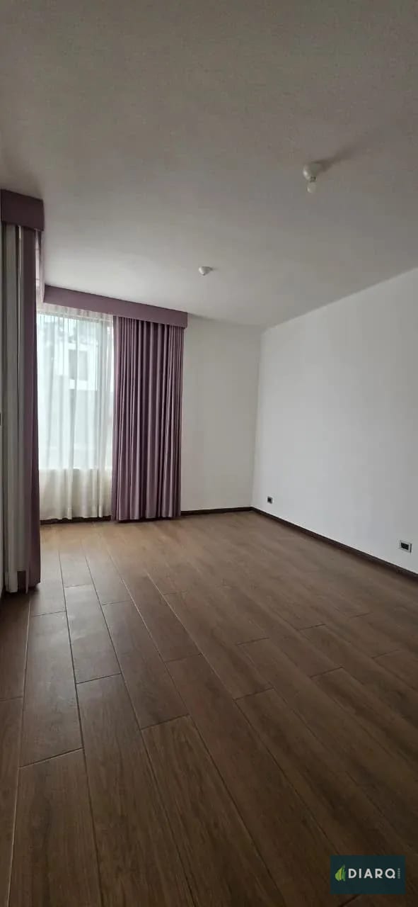 Casa en venta zona 16, acojedora y amplia — Casa en Venta en Zona 16, Guatemala, Ciudad — foto 12 de 17