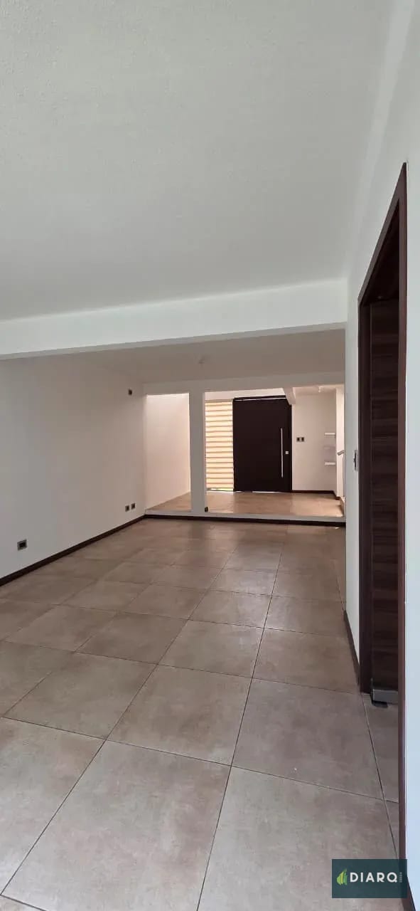 Casa en venta zona 16, acojedora y amplia — Casa en Venta en Zona 16, Guatemala, Ciudad — foto 3 de 17