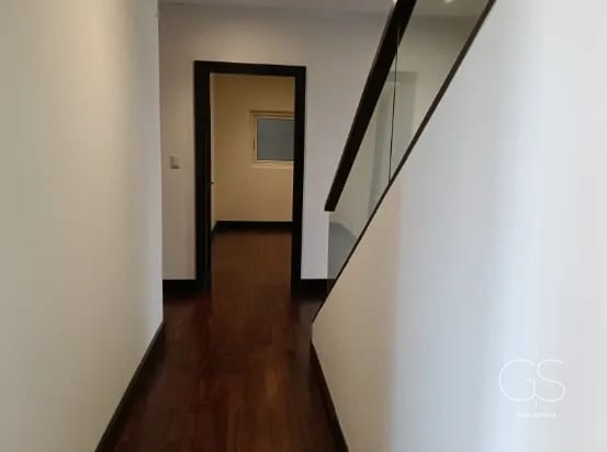 Apartamento Duplex, en zona 14 — Apartamento en Alquiler en Quinta Avenida, Zona 14, Guatemala, Ciudad — foto 4 de 10