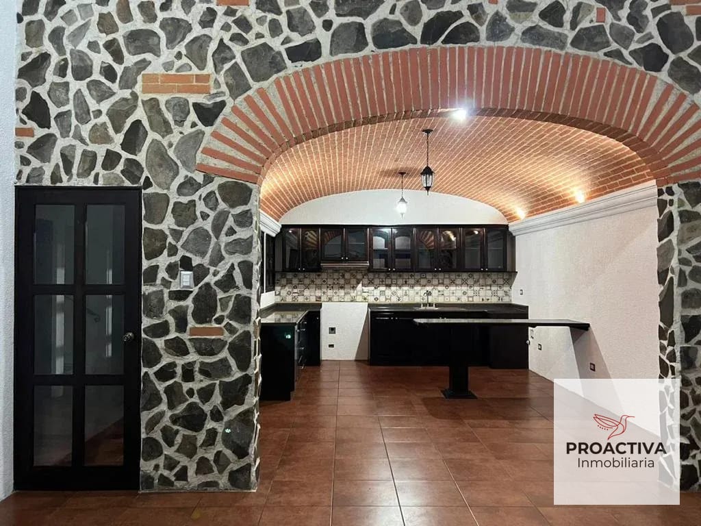 Casa en venta Antigua Guatemala — Casa en Venta en Antigua, Sacatepéquez — foto 2 de 5
