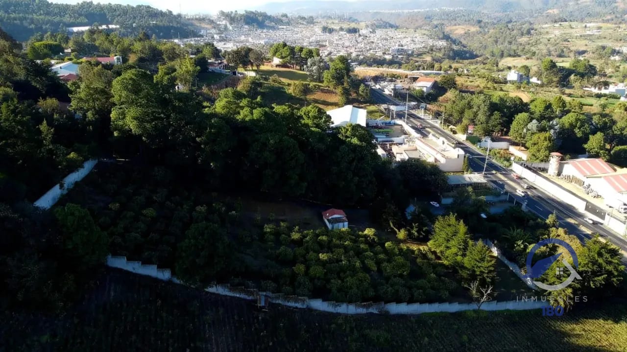 Mansión en venta sobre la Carretera Interamericana, km. 33.8 — Casa en Venta en San Lucas Sacatepéquez, Sacatepéquez — foto 13 de 13