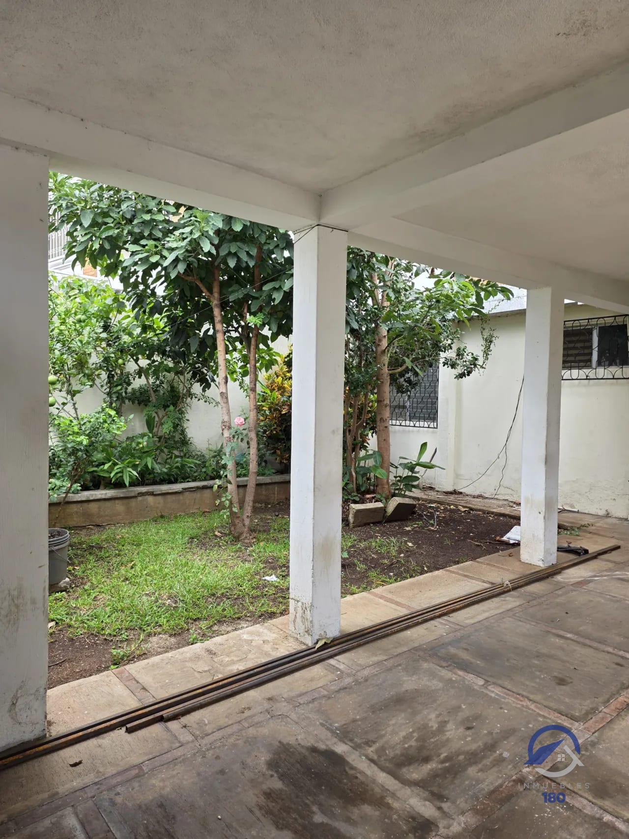 Terreno con casa para demoler en venta en Colonia El Maestro, zona 15 — Terreno en Venta en Colonia El Maestro, Zona 15, Guatemala, Ciudad — foto 12 de 15