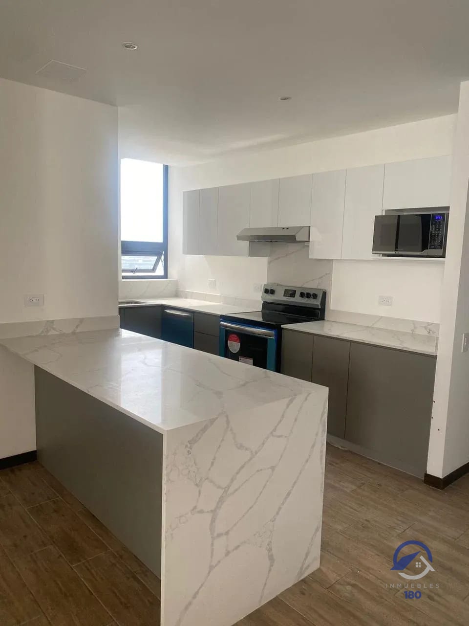 Apartamento en alquiler en Edificio Auré, zona 13 — Apartamento en Alquiler en Aure, Zona 13, Guatemala, Ciudad — foto 6 de 15