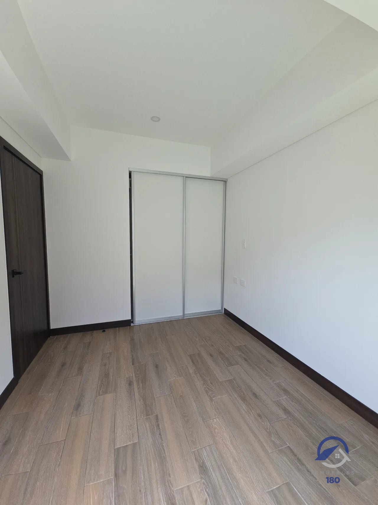 Apartamento de una habitación para estrenar en Inara Américas II, z 13 — Apartamento en Alquiler en Inara Americas, Zona 13, Guatemala, Ciudad — foto 6 de 16
