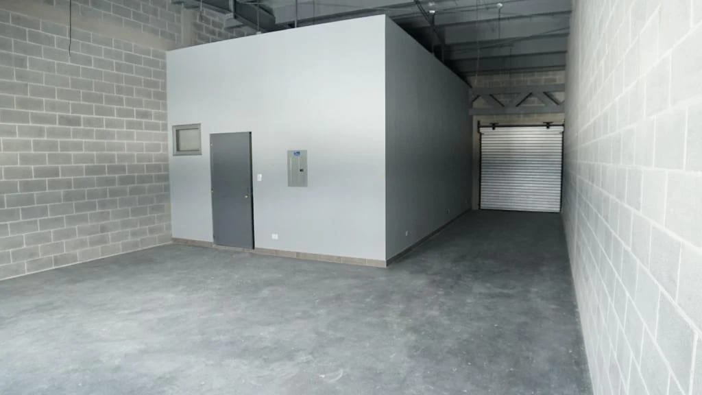 Renta de ofibodega en Distribodega 5 | El Naranjo Zona 4 de Mixco — Bodega / Ofibodega en Alquiler en Zona 4 Mixco, Guatemala, Ciudad — foto 8 de 10