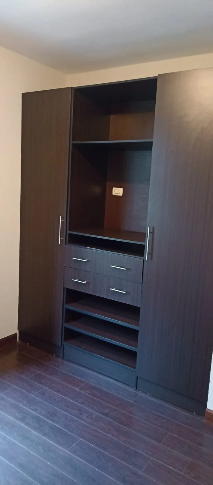 Renta de apartamento en Villa Cafetto | Km.18 Carretera al Salvador — Apartamento en Alquiler en Villa Cafetto, Carretera a El Salvador, Guatemala, Ciudad — foto 2 de 10