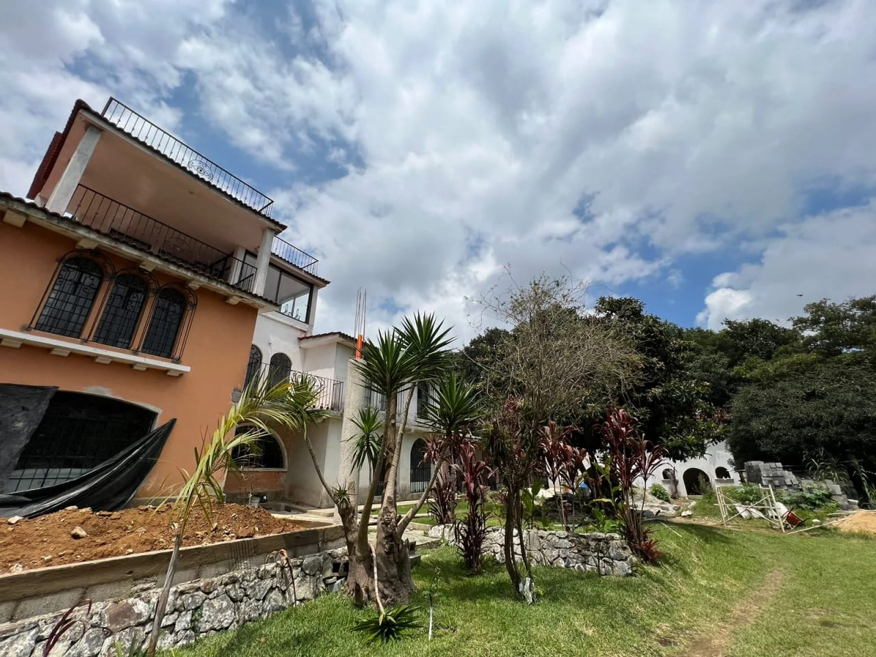 Hotel boutique en renta y venta, con área de restaurante y salón de eventos. En lo de Coy, cercano a Antigua y a la Ciudad — Casa vacacional en Alquiler en Antigua, Sacatepéquez — foto 5 de 11