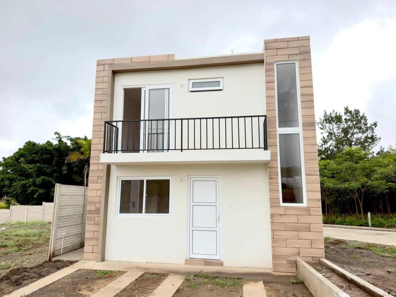 Se vende linda casa para estrenar en La Ceiba – Sanarate. — Casa en Venta en Sanarate, El Progreso — foto 4 de 17