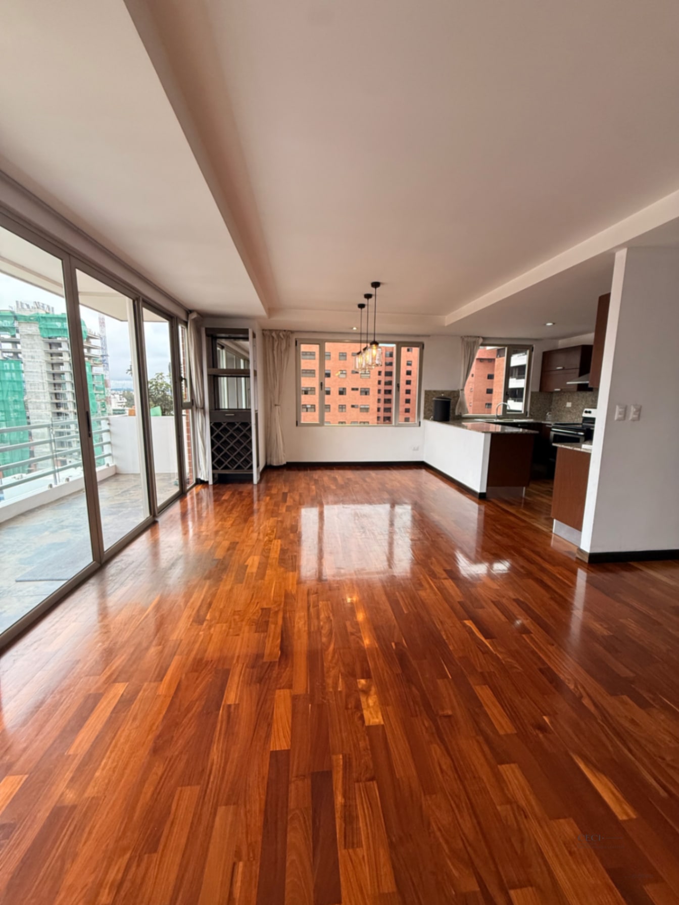 Apartamento zona 10 cerca de La Estacion — Apartamento en Venta en Aria, Zona 10, Guatemala, Ciudad — foto 2 de 13