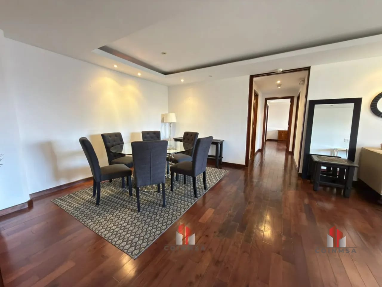 Apartamento amueblado en Venta zona 10 / Tiffany II — Apartamento en Venta en Tiffany II, Zona 10, Guatemala, Ciudad — foto 3 de 17