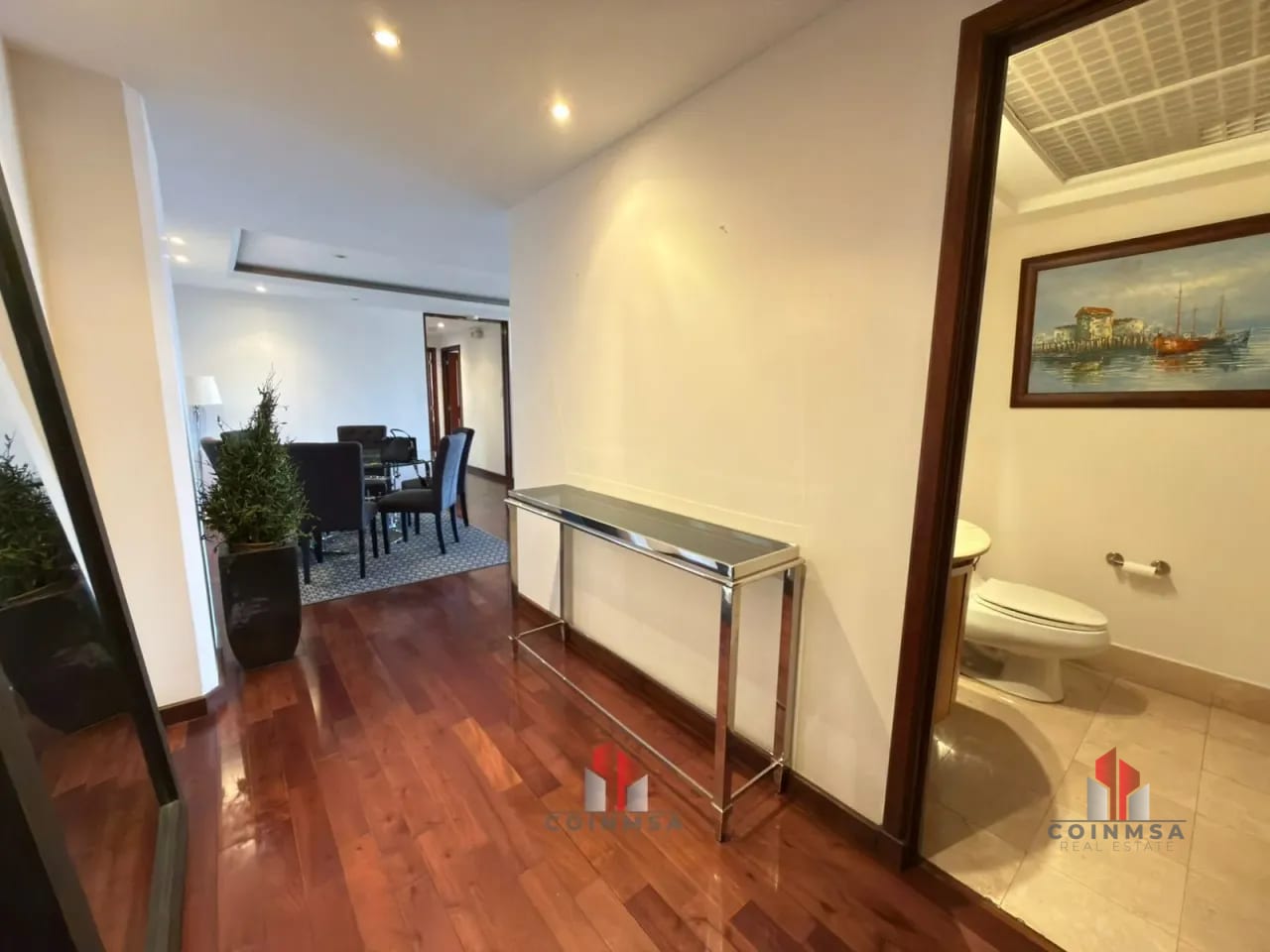 Apartamento amueblado en Venta zona 10 / Tiffany II — Apartamento en Venta en Tiffany II, Zona 10, Guatemala, Ciudad — foto 6 de 17