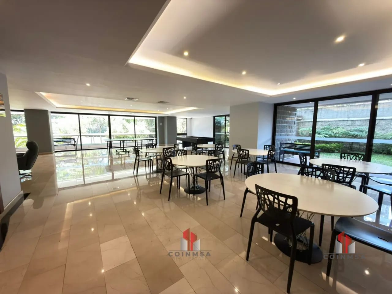 Apartamento amueblado en Venta zona 10 / Tiffany II — Apartamento en Venta en Tiffany II, Zona 10, Guatemala, Ciudad — foto 16 de 17