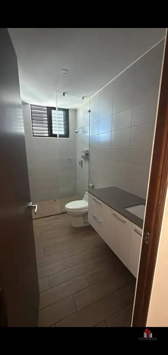Apartamento semi - amueblado en renta zona 15 Vista Hermosa II / Avenik — Apartamento en Alquiler en Avenik, Zona 15, Guatemala, Ciudad — foto 3 de 12