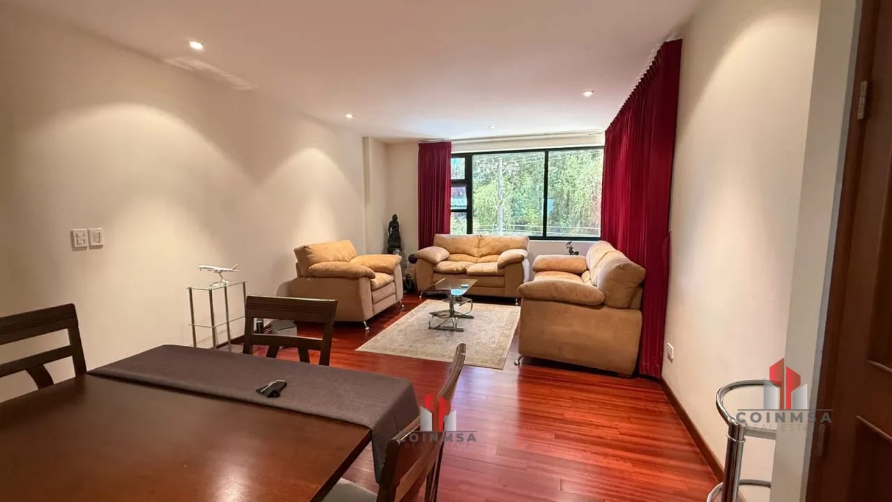 Apartamento semi-amueblado en Renta zona 10 — Apartamento en Alquiler en Real de Las Américas, Zona 14, Guatemala, Ciudad — foto 1 de 11