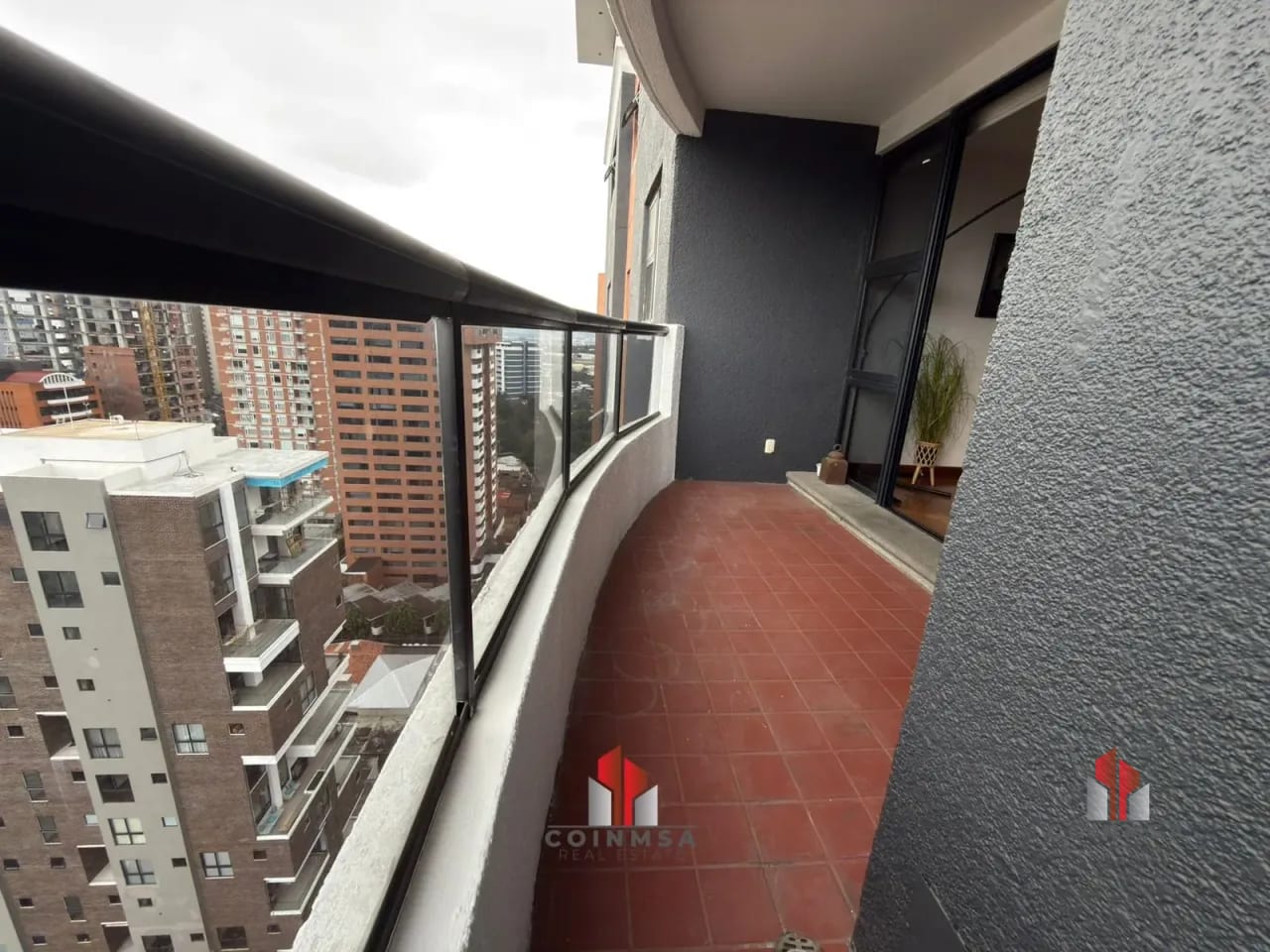 Apartamento amueblado en renta en zona 14 / Bellagio — Apartamento en Alquiler en Bellagio, Zona 14, Guatemala, Ciudad — foto 4 de 14