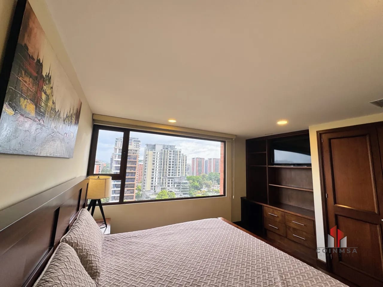 Apartamento amueblado en Renta zona 10 — Apartamento en Alquiler en Santa María, Zona 10, Guatemala, Ciudad — foto 11 de 13
