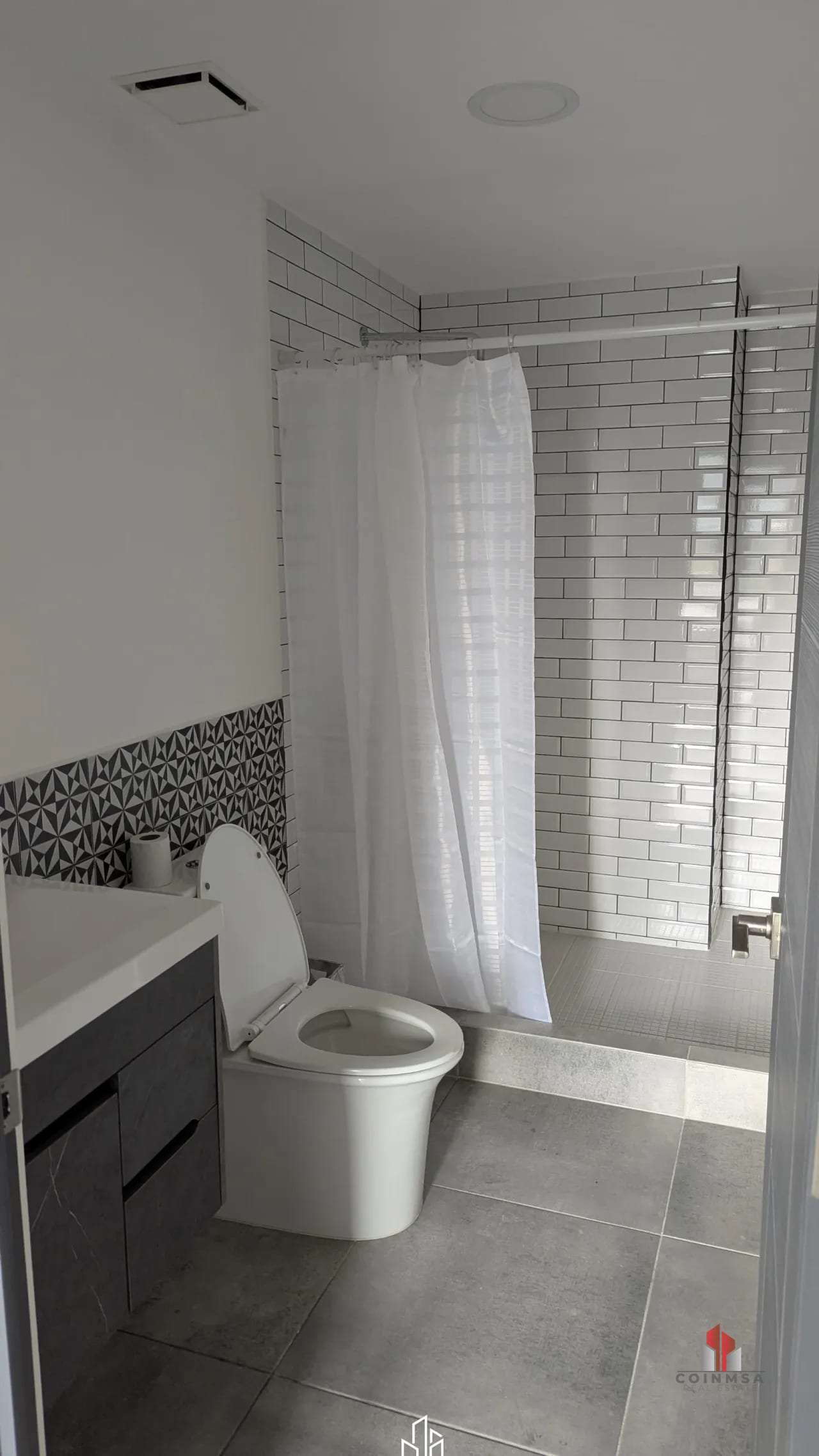 Apartamento semi - amueblado en Venta zona 4 / Silk — Apartamento en Venta en Silk, Zona 4, Guatemala, Ciudad — foto 11 de 16