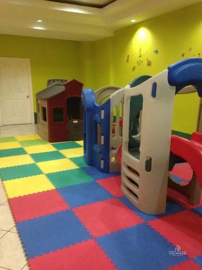 Apartamento amueblado en Renta zona 10 / Milenia — Apartamento en Alquiler en Milenia, Zona 10, Guatemala, Ciudad — foto 9 de 11