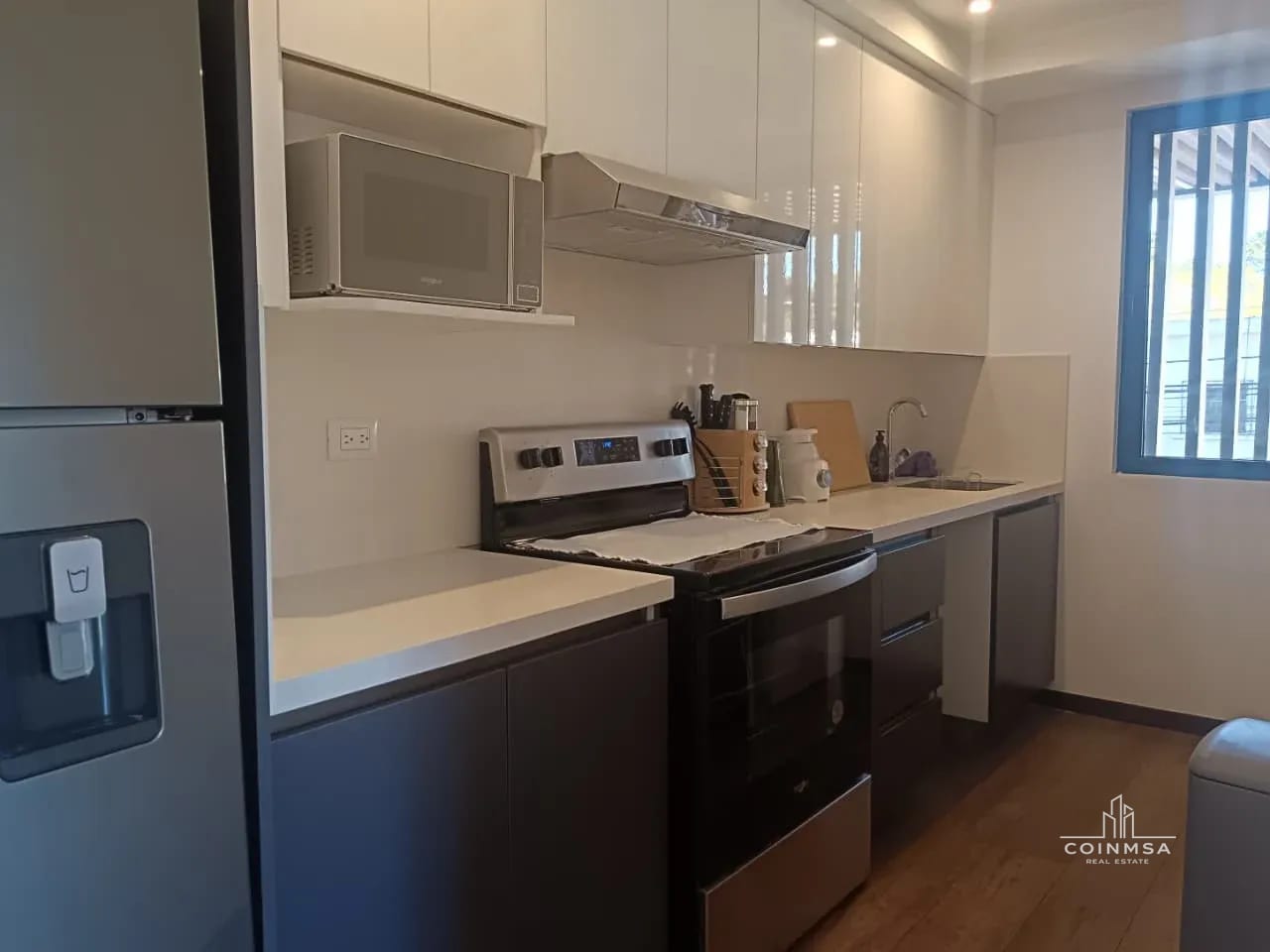 Apartamento amueblado en Renta zona 10 — Apartamento en Alquiler en Brunelo, Zona 10, Guatemala, Ciudad — foto 2 de 14