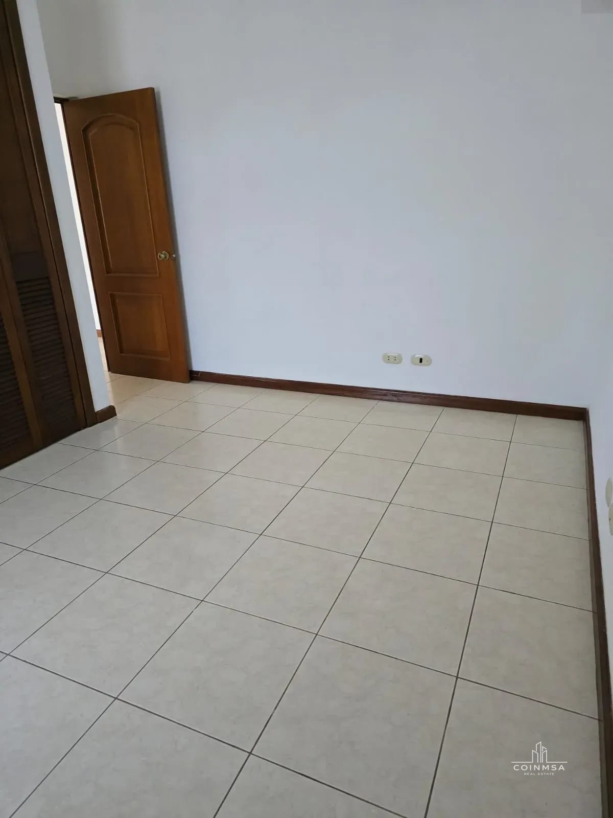 Casa en renta en zona 14 / La Moncloa — Casa en Alquiler en Zona 14, Guatemala, Ciudad — foto 9 de 15