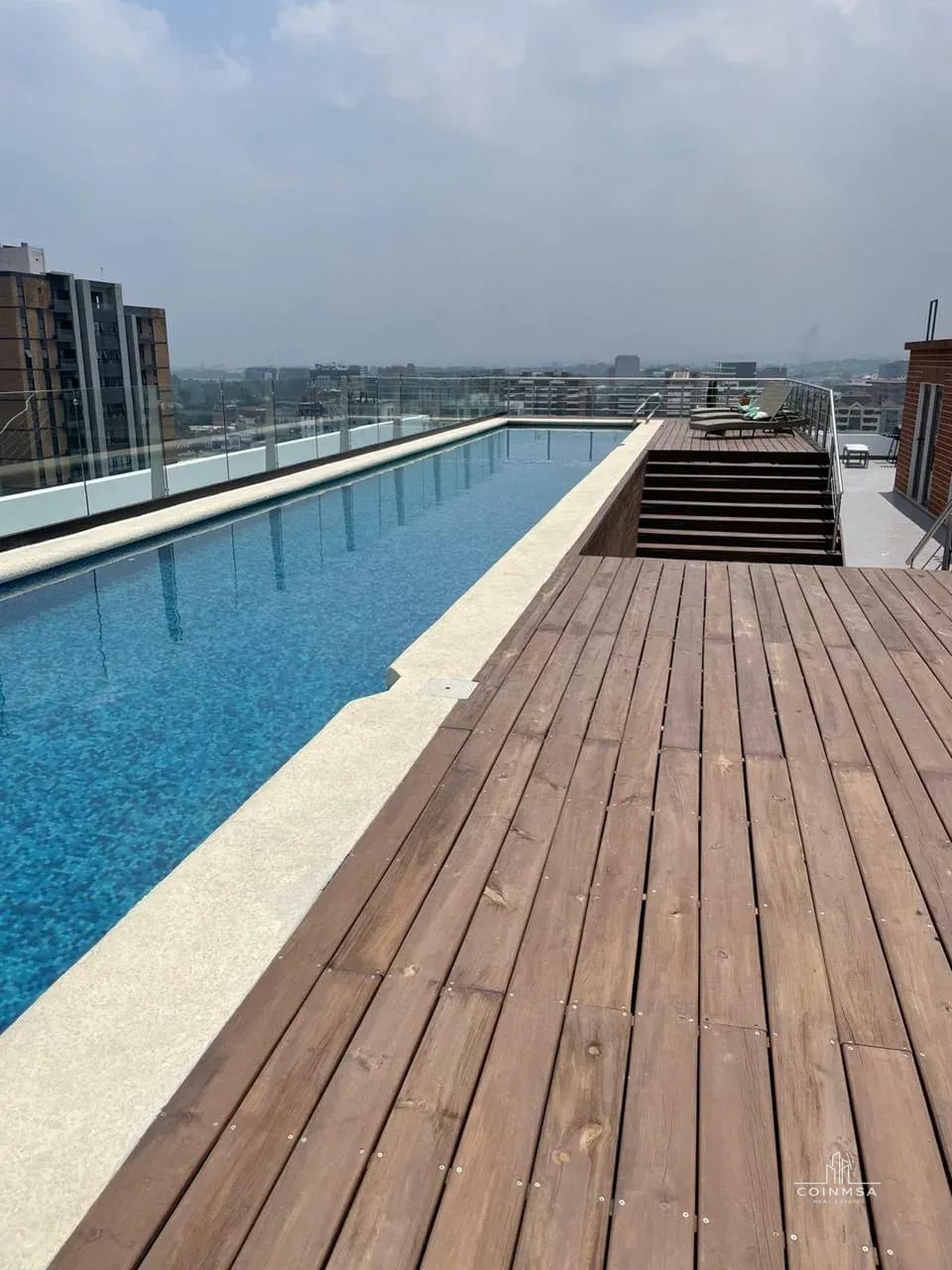 Apartamento en renta en zona 10 / Casalini Diagonal 6 — Apartamento en Alquiler en Casalini Diagonal 6, Zona 10, Guatemala, Ciudad — foto 12 de 14