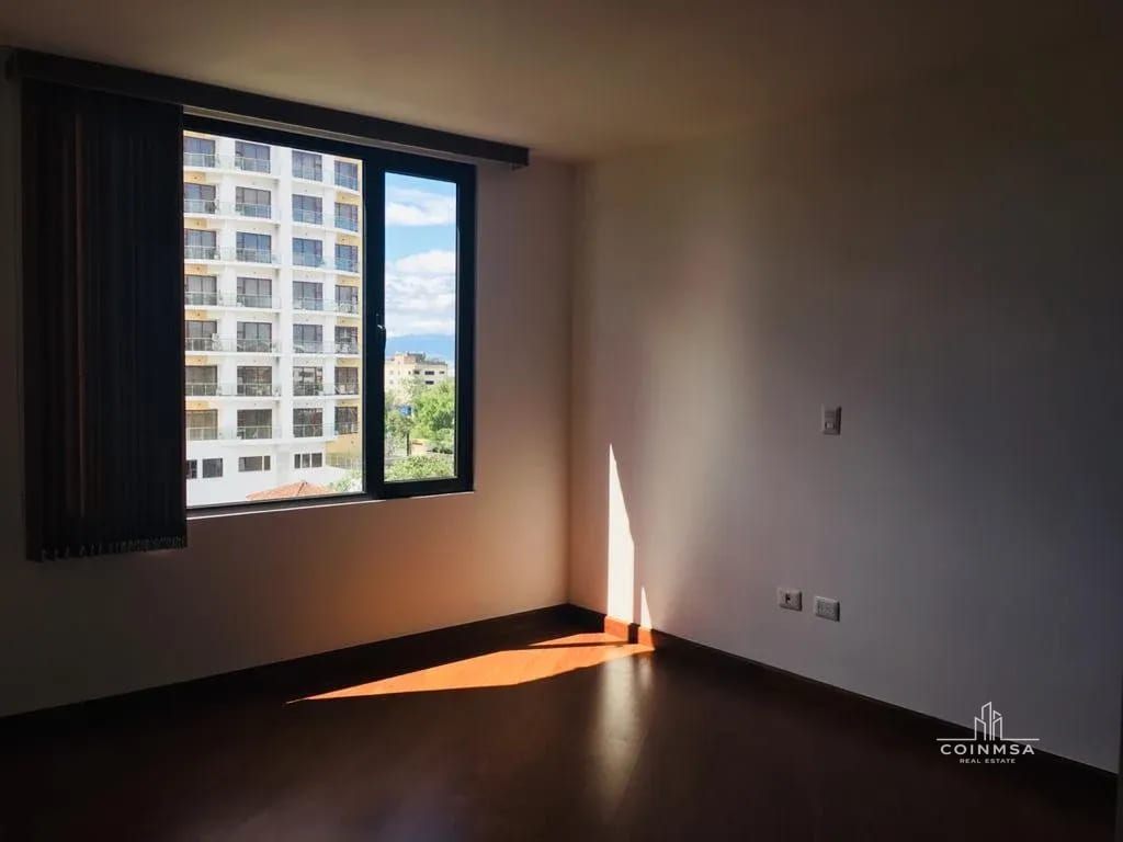 Apartamento en renta zona 15 Vista Hermosa I — Apartamento en Alquiler en Meridian, Zona 15, Guatemala, Ciudad — foto 7 de 15