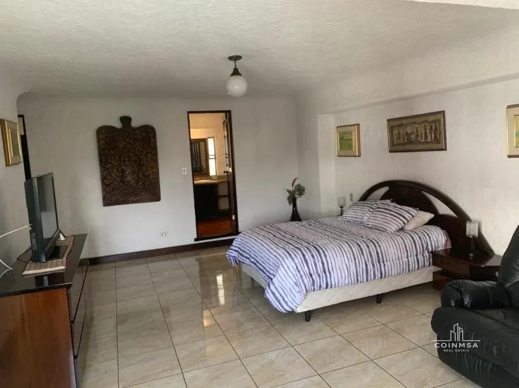 Apartamento amueblado en renta y venta zona 10 — Apartamento en Alquiler en Santa Clara Las Cañas, Zona 10, Guatemala, Ciudad — foto 9 de 13