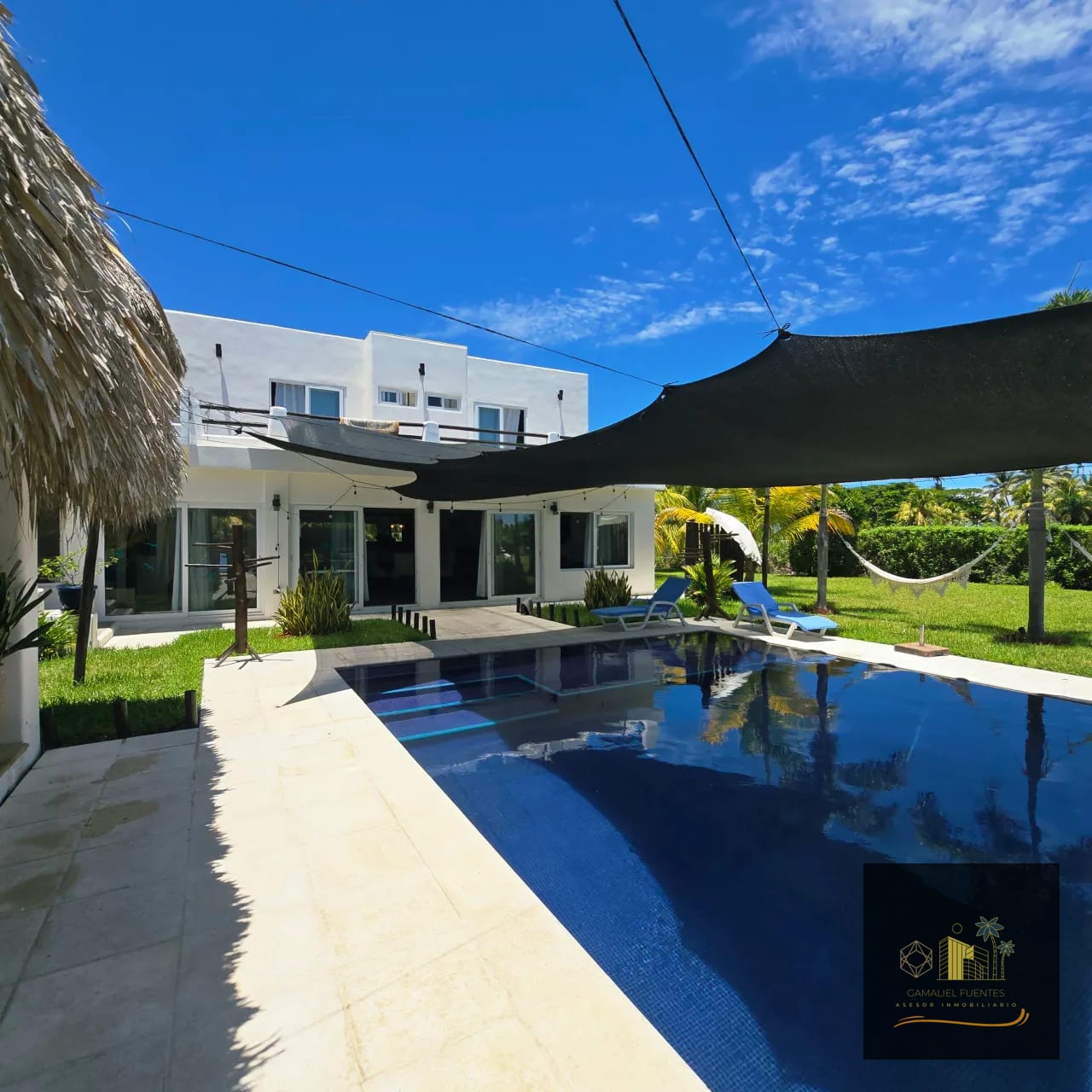 CASA DE PLAYA EN VENTA CON TITULO DE PROPIEDAD EN MONTERRICO — Casa vacacional en Venta en Monterrico, Santa Rosa — foto 2 de 17