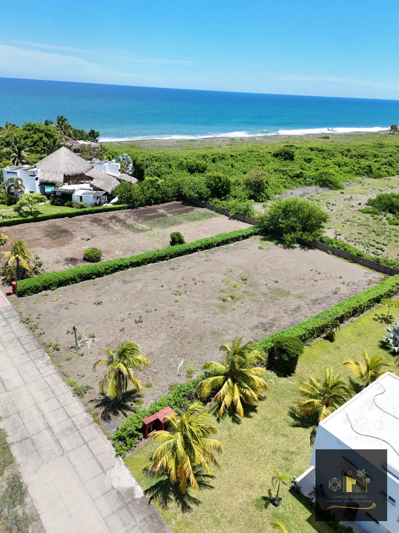 TERRENO EN VENTA CON REGISTRO EN MONTERRICO — Terreno en Venta en Monterrico, Santa Rosa — foto 1 de 9