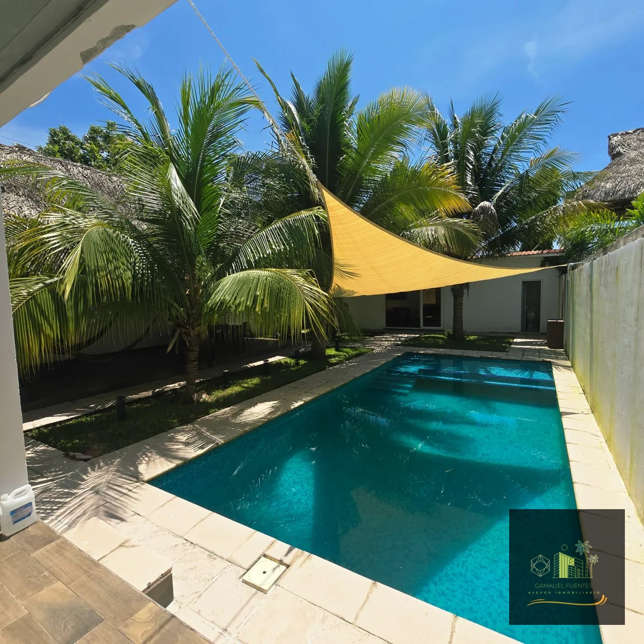 Casa de Playa en Venta con Registro — Casa vacacional en Venta en Iztapa, Escuintla — foto 1 de 13