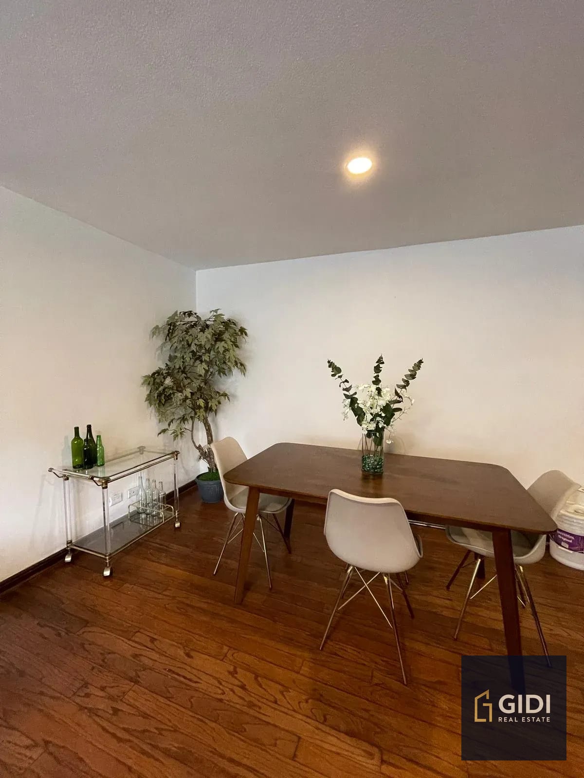 Apartamento amoblado en renta Pacífica Plaza Z.14 | 2 hab + 2 parqueos — Apartamento en Alquiler en Pacífica Plaza, Zona 14, Guatemala, Ciudad — foto 6 de 14