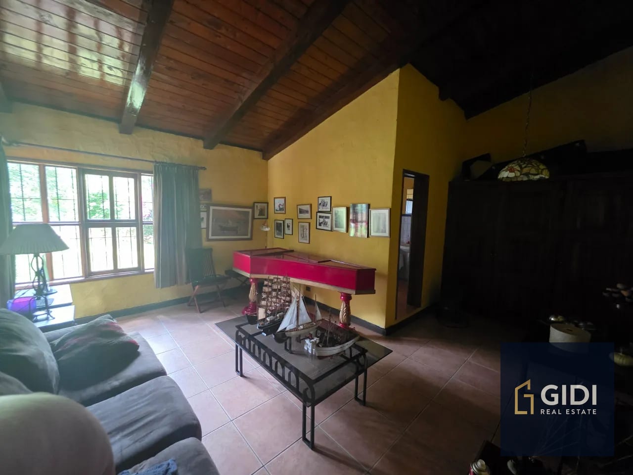 Casa colonial Z.6 Mixco | 3 dorm + servicio + 7 parqueos — Casa en Venta en Club Campestre La Montaña, Zona 6 Mixco, Guatemala, Ciudad — foto 5 de 17