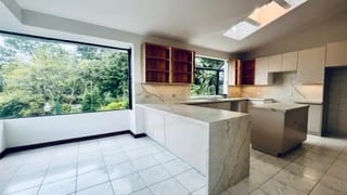 Vendo Montebello con espectacular vista y acabados — Casa en Venta en Montebello II, Carretera a El Salvador, Guatemala, Ciudad — foto 7 de 17
