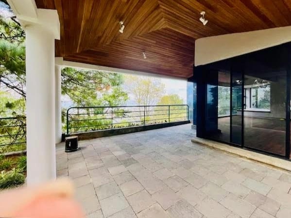 Vendo Montebello con espectacular vista y acabados — Casa en Venta en Montebello II, Carretera a El Salvador, Guatemala, Ciudad — foto 15 de 17